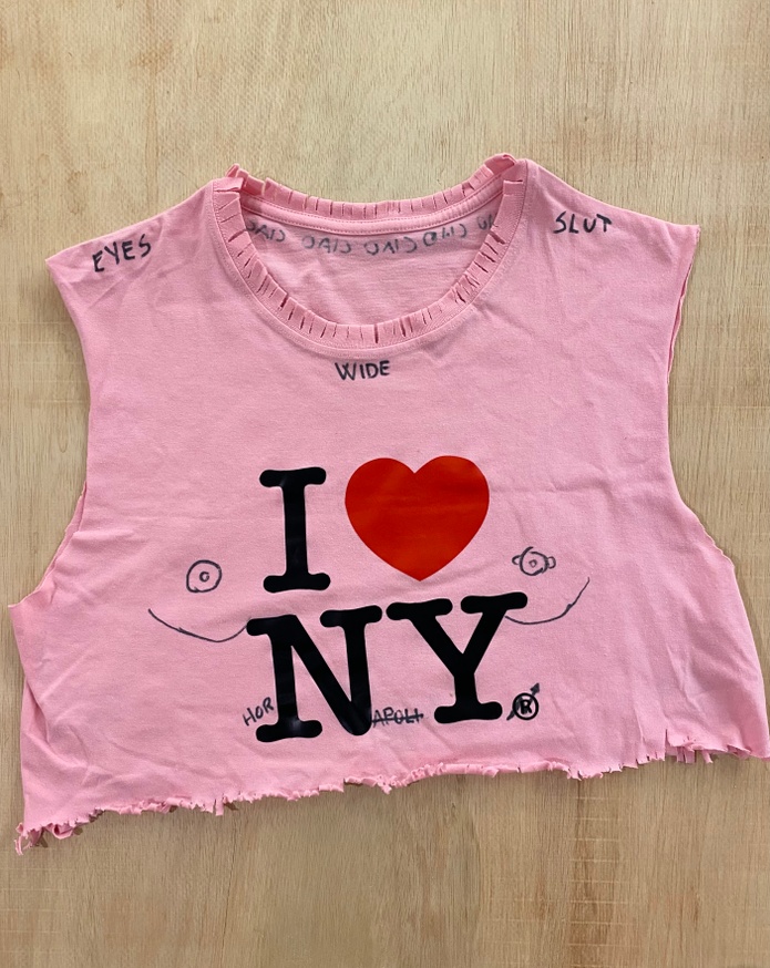 Be My Nest (Special New York Velvet Edition) Book/T-Shirt/Poster thumbnail 6