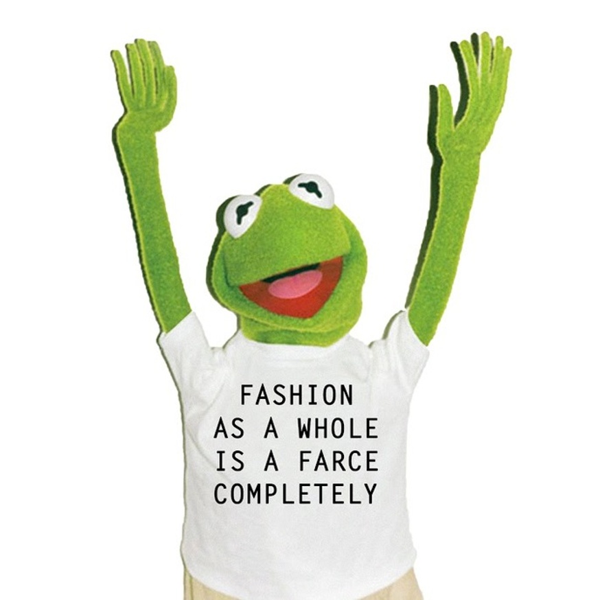 FASHION AS A WHOLE IS A FARCE COMPLETELY Bootleg T-Shirt [XS, S, L, XL]