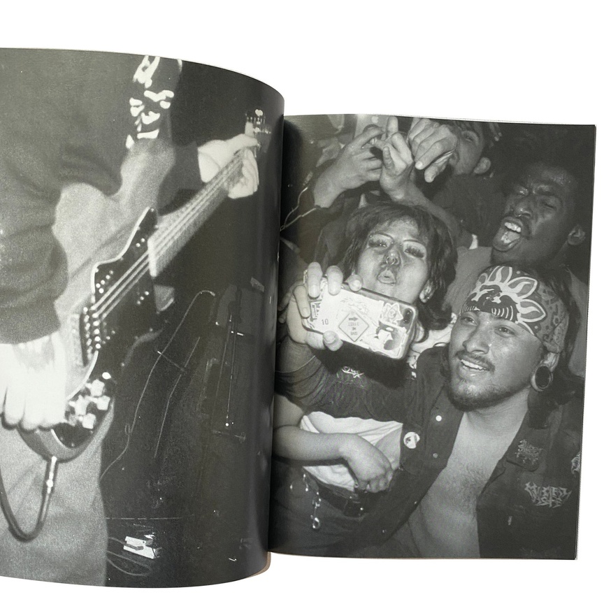 その他 VALERIE J.BOWER \"BLUE LINE\" ZINE The Art of the Photozine: A Conversation with Valerie J