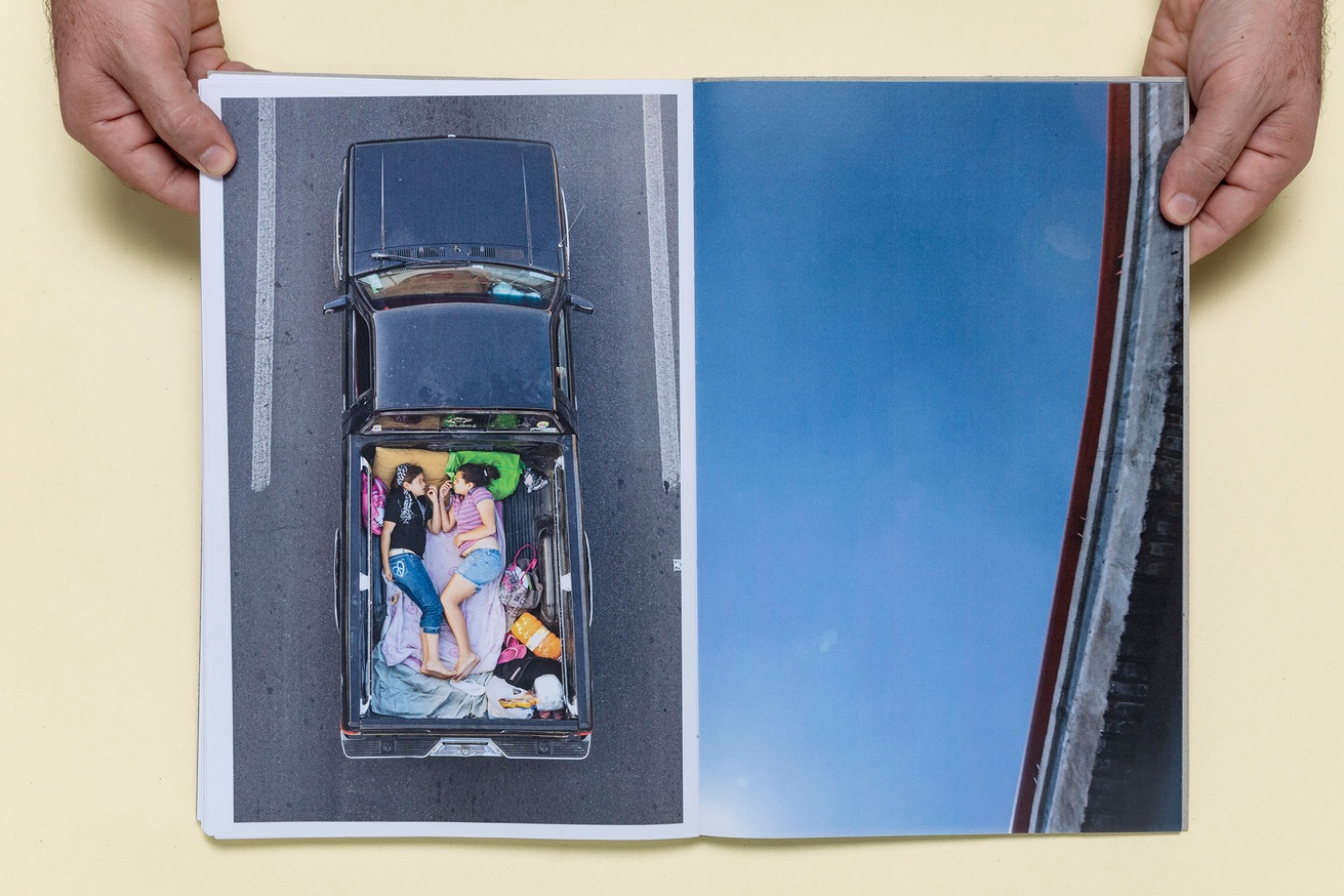 Carpoolers thumbnail 5