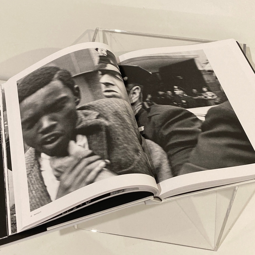Leonard Freed: Black in White America 1963–1965 thumbnail 2