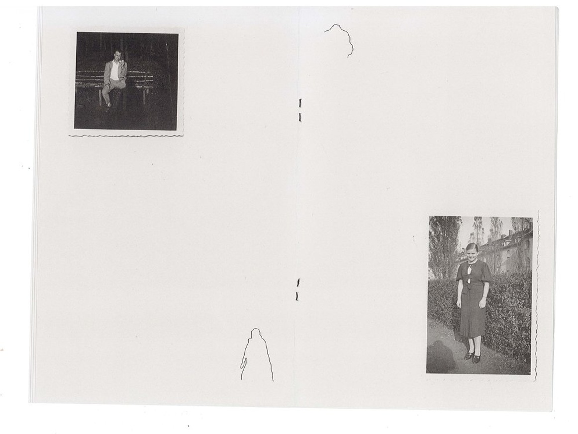 (39) Vintage Photo Lot / Shadows Photographer Vampire Ghosts - SNAPSHOTS 1915-65 thumbnail 5