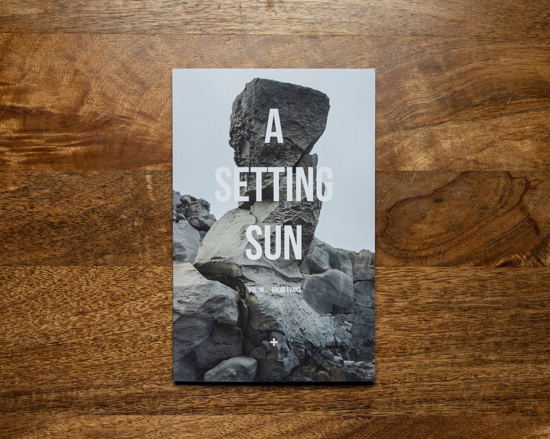 A Setting Sun, Vol. 4