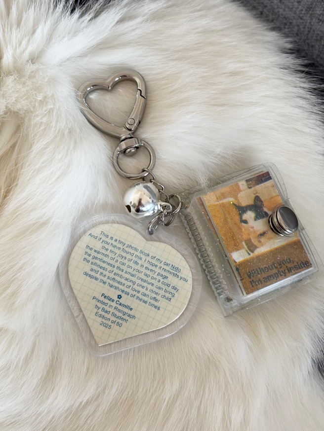 Felize Camille - Nido The Cat - Photobook Keychain - Printed Matter