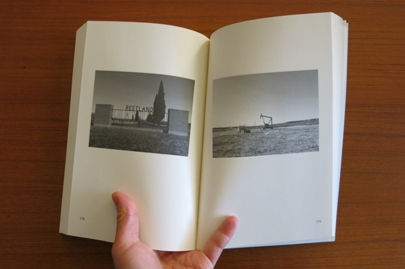 Photographs Taken at One-Hour Intervals During a Walk from Galveston Island to the West Texas Town of Marfa thumbnail 4