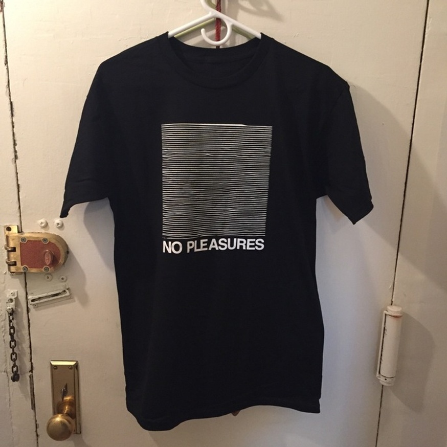 No Pleasures Bootleg T-Shirt [XL]
