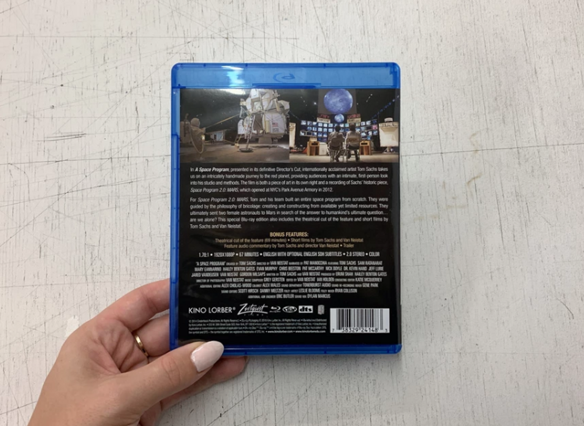 A Space Program Blu-Ray thumbnail 3