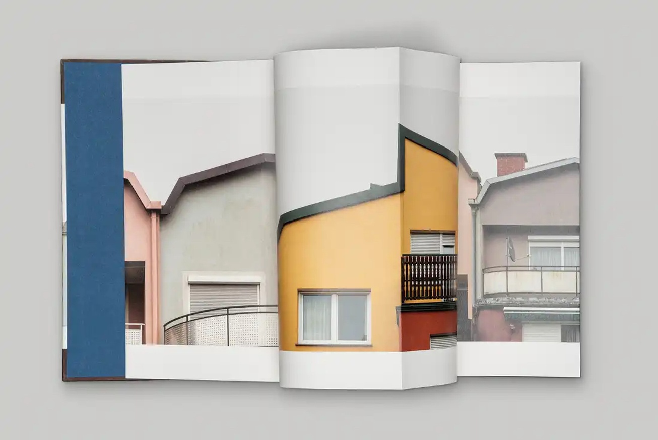My Dreamhouse is Not a House thumbnail 3