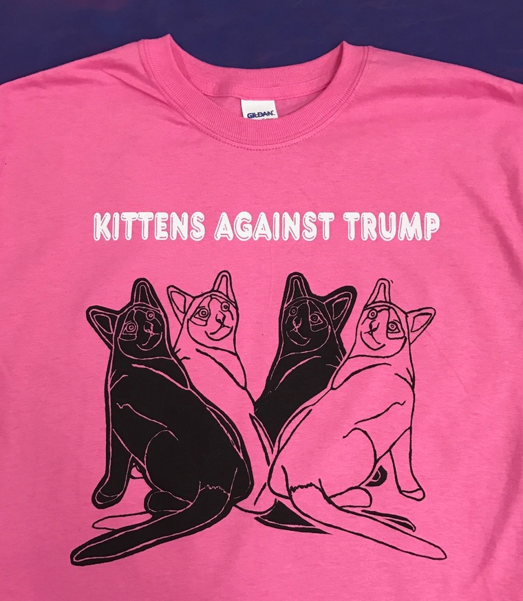 HOMOCATS: KITTENS AGAINST TRUMP T-Shirt [Medium]
