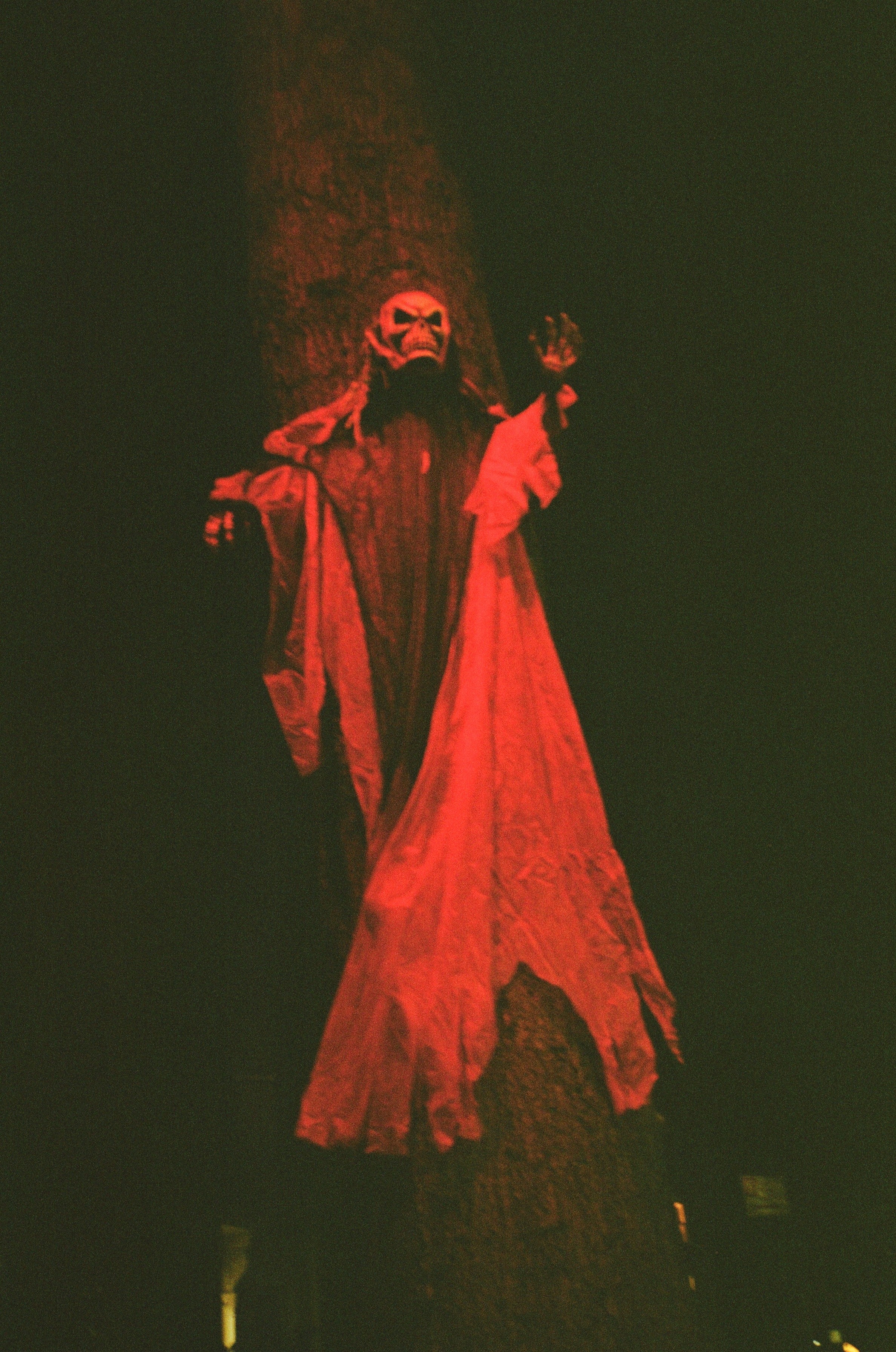 Gabriel Francis - 224612AZAZEL/RYAN WITH EXTINGUISHER - DOUBLE